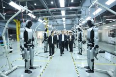 以政策为引领、以产物为、以生态为支持